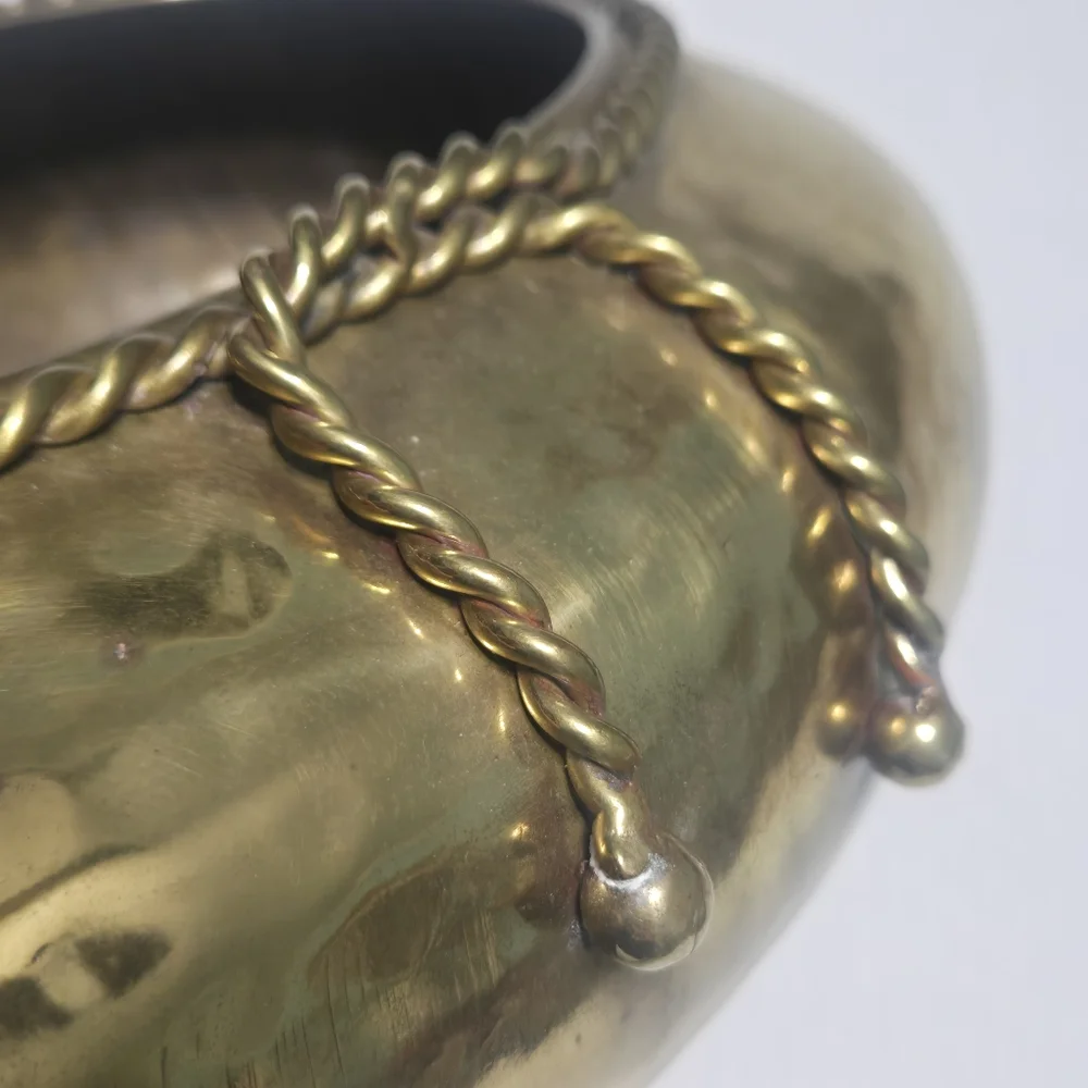 brass vase hammered vessel mid century modern container vintage planter plant - Picture 12 of 12